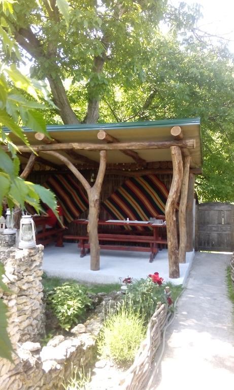 La Popas Hotel Orhei Exterior photo